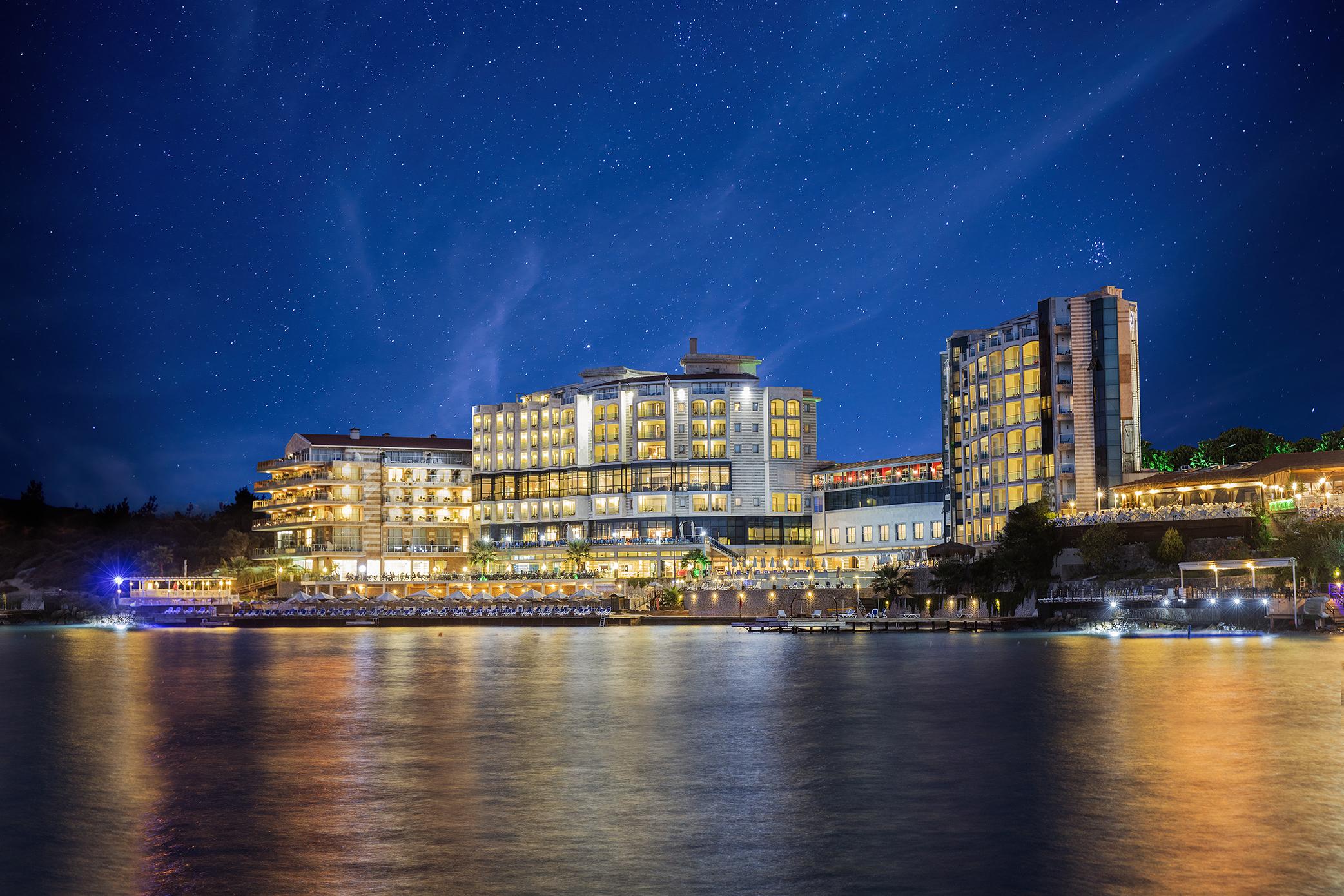 Charisma De Luxe Hotel Kuşadası Ngoại thất bức ảnh