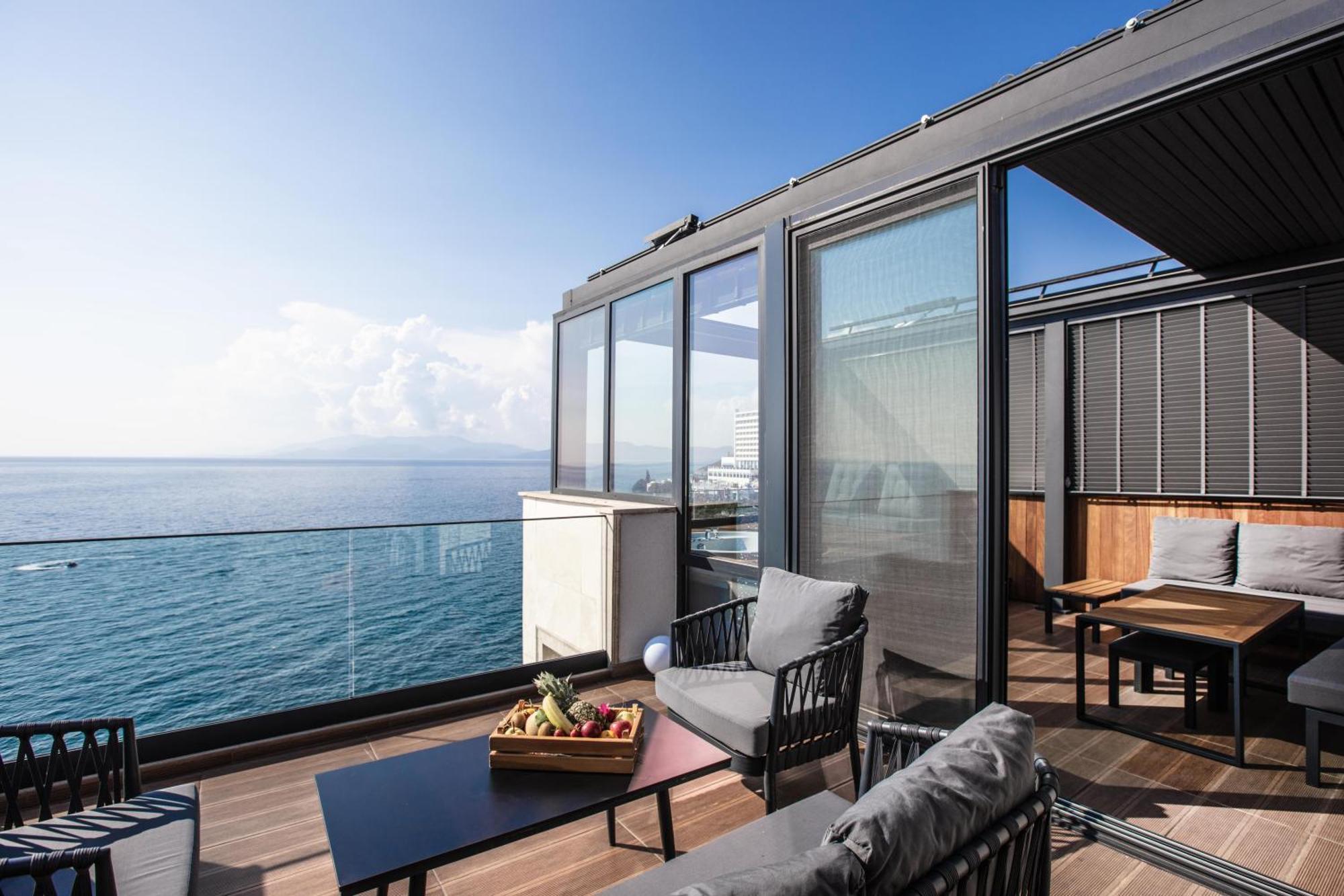 Charisma De Luxe Hotel Kuşadası Ngoại thất bức ảnh