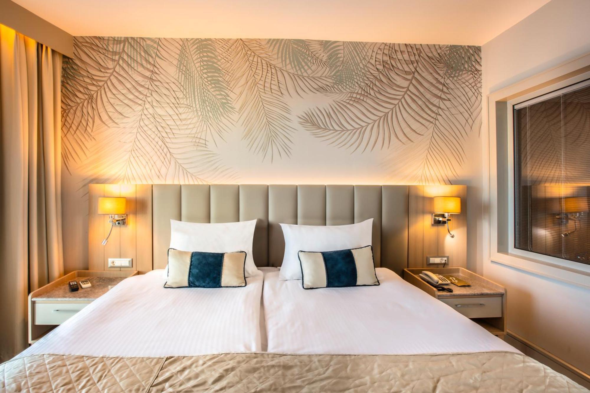 Charisma De Luxe Hotel Kuşadası Ngoại thất bức ảnh